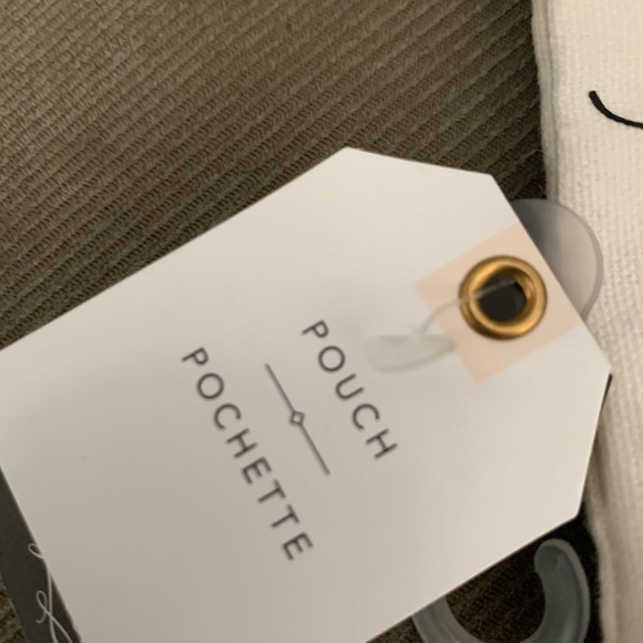 “YOU’RE PRETTY” CANVAS POUCH - Picture 2 of 5